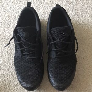 Nike NM Roshe Flyknit SE